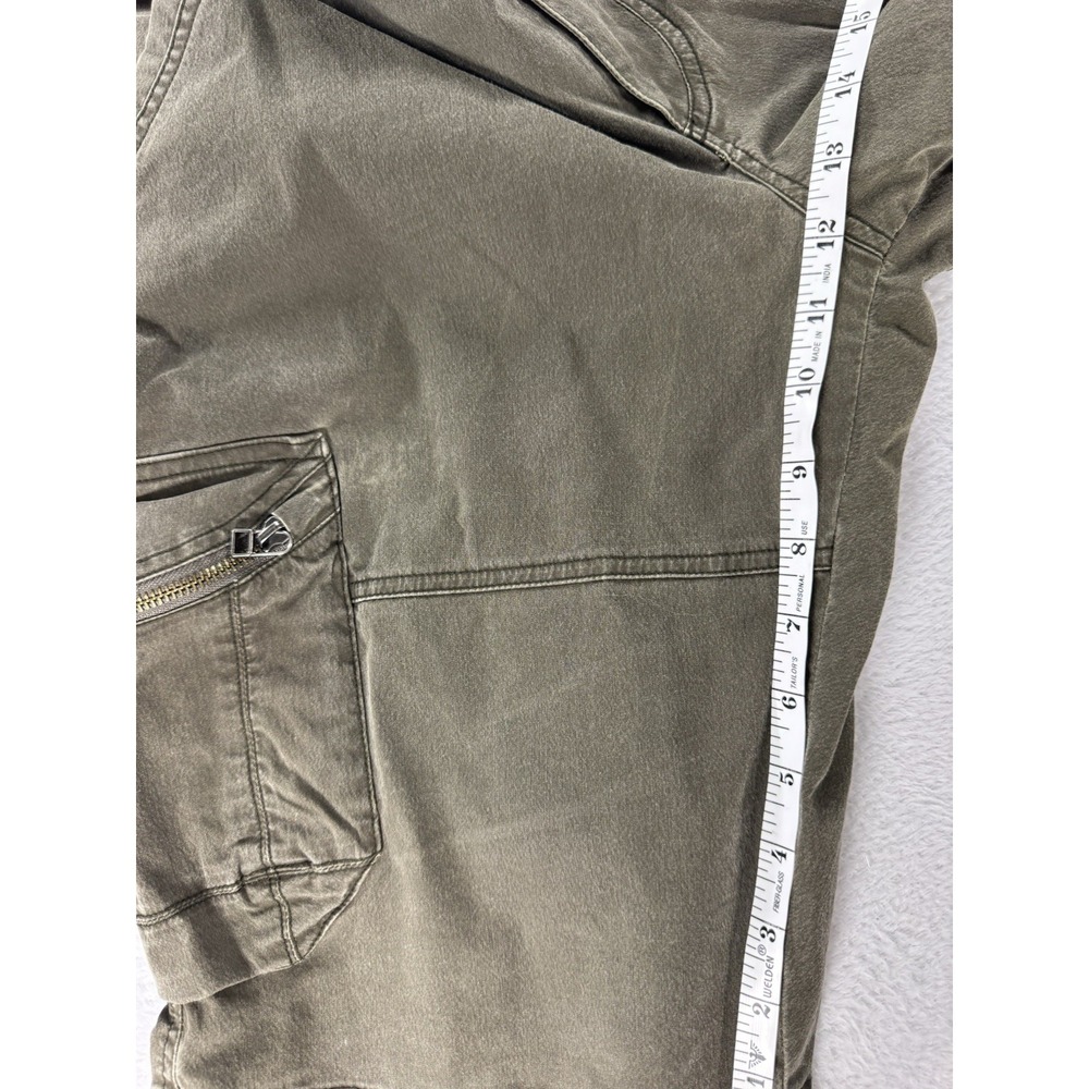 Kuhl Cargo Shorts Mens 33 Olive Green Hiking Utility Outdoor Trail Shorts - Picture 6 of 8